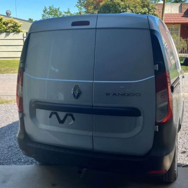 4 Renault Kangoo 2023