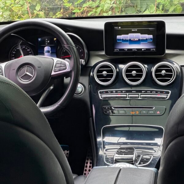 Mercedes Benz GLC 300