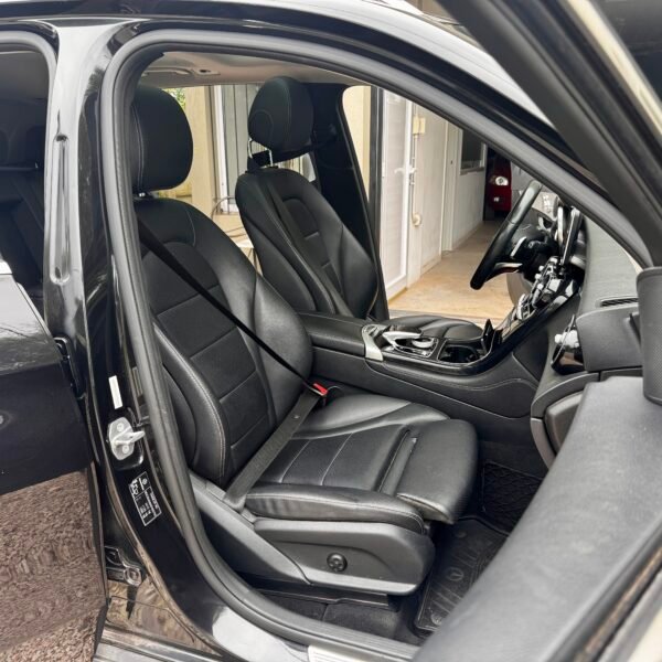 Mercedes Benz GLC 300