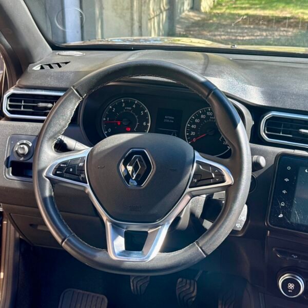 Renault Duster Iconic