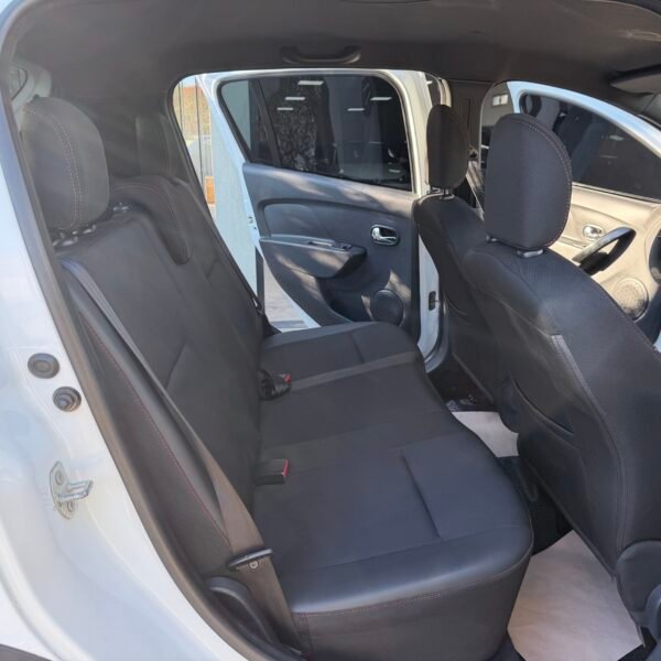 Renault Sandero Stepway Ripcurl