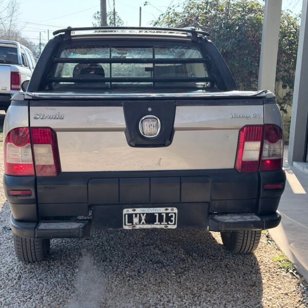 IMG_2952 Fiat Strada Working DC