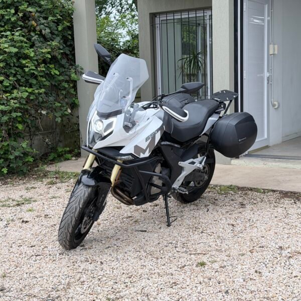 CFMOTO 650MT